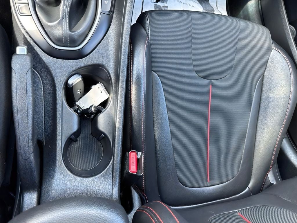 2020 Hyundai Veloster 2.0 Premium