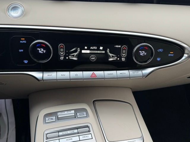 2023 Genesis GV70 2.5T